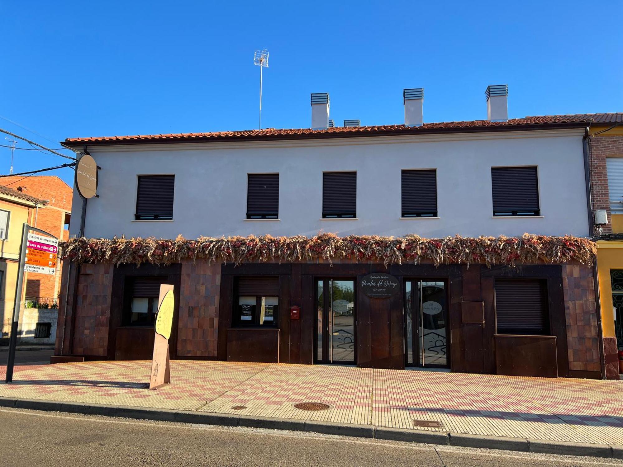 Estudio Puertas Del Orbigo Carrizo de la Ribera Eksteriør bilde
